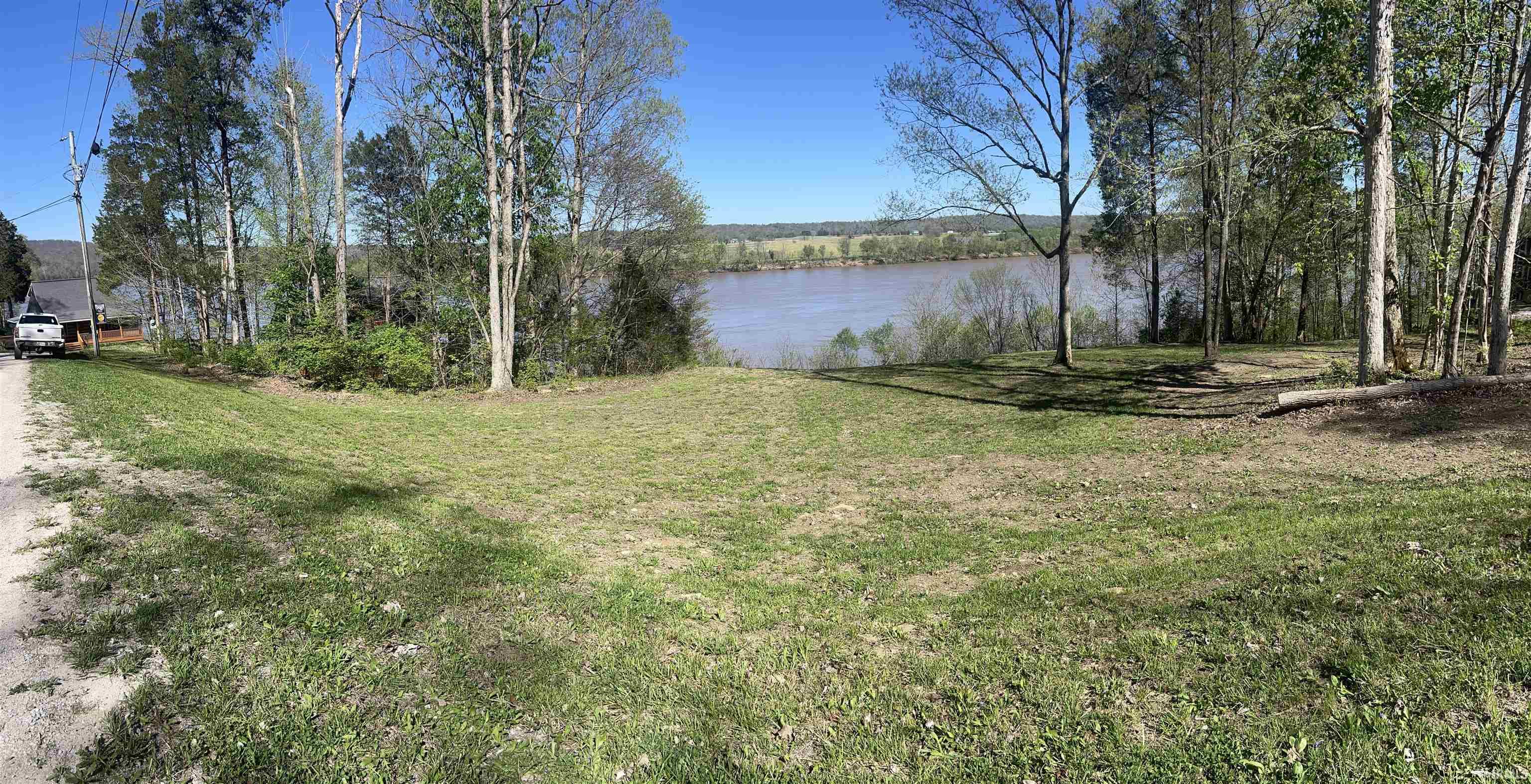 18040 Magnet Valley Road Cannelton, IN 47520 - Photo 3 of 6