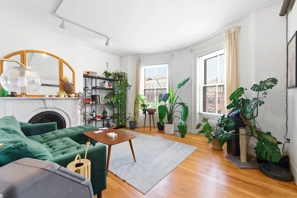 $3,100 | 676 Massachusetts Avenue, Unit 5A, Boston, MA 02118