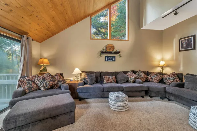 $799,000 | 72 Cranmore Wds Lane, Unit 4, Conway, NH 03860