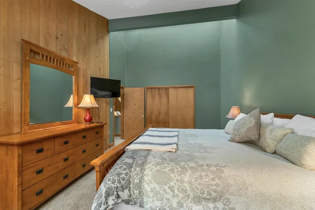 $799,000 | 72 Cranmore Wds Lane, Unit 4, Conway, NH 03860