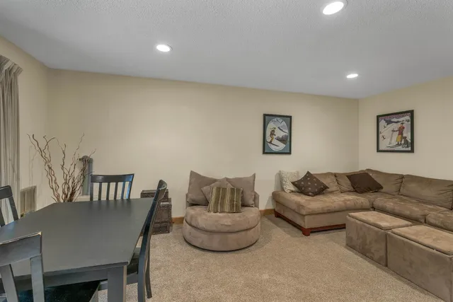 $799,000 | 72 Cranmore Wds Lane, Unit 4, Conway, NH 03860