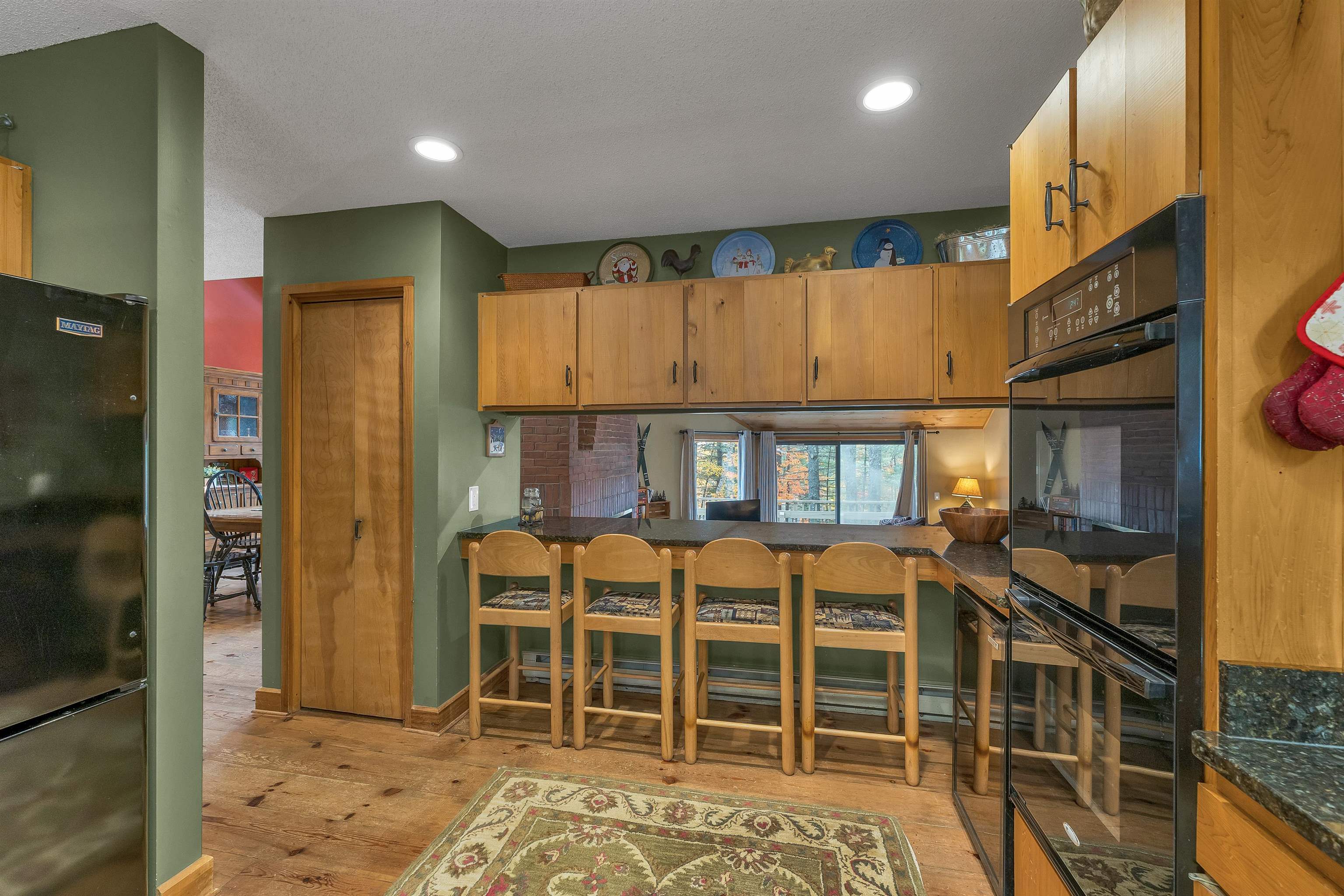 72 Cranmore Wds Lane, Unit 4 Conway, NH 03860 - Photo 5 of 60