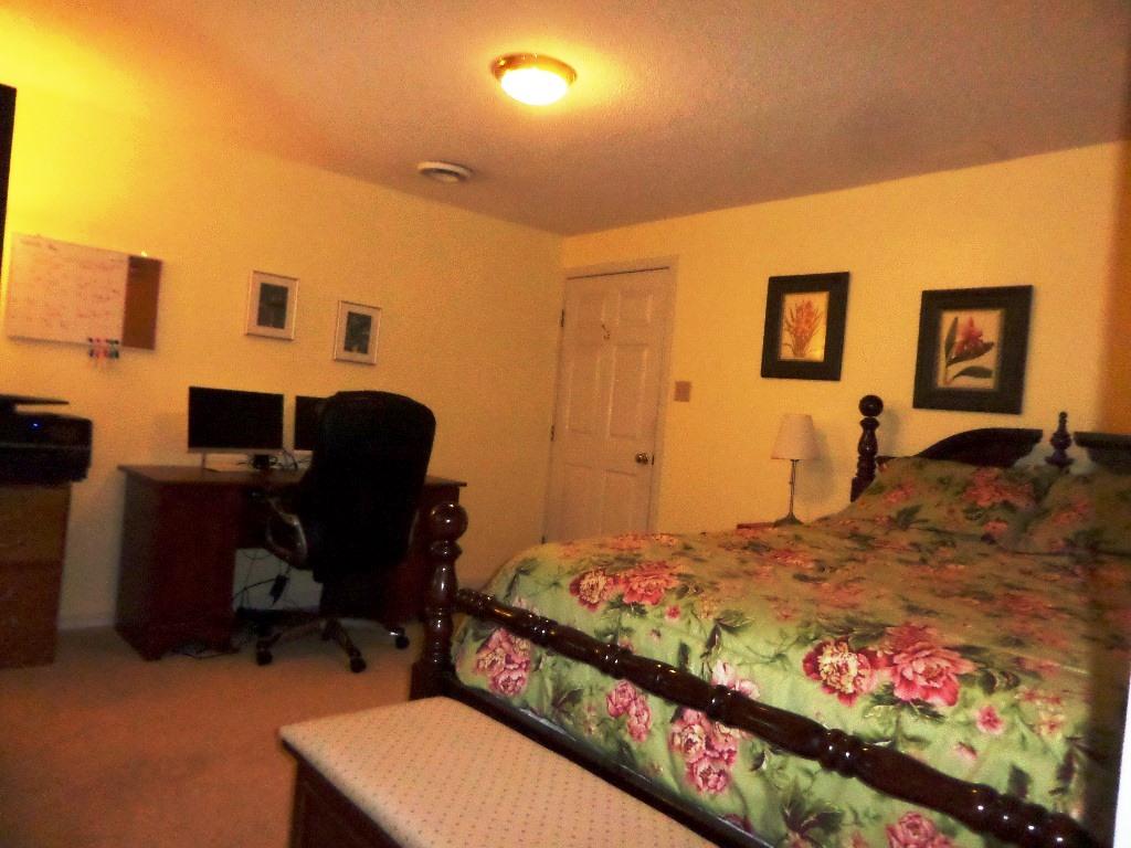 119 Garnet Lane Oak Ridge, TN 37830 - Photo 20 of 24 Fourth Bedroom (2)