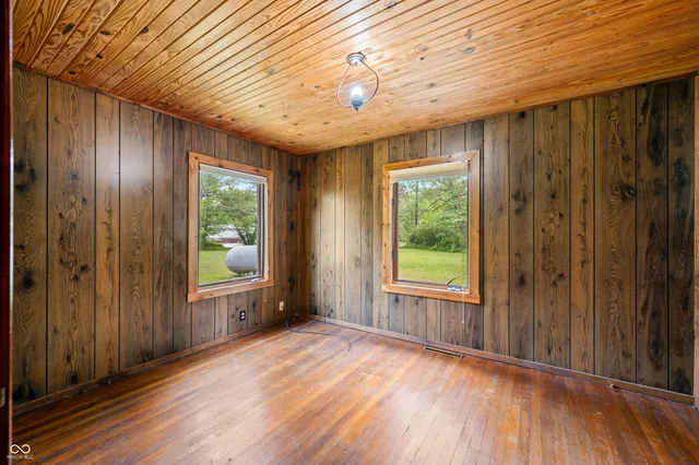 $285,000 | 4837 Covered Bridge Road, Nashville, IN 47448