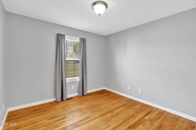 $2,500 | 1125 Faye Street, Unit 11, Kingsport, TN 37660