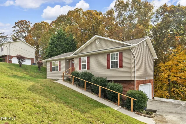 $2,500 | 1125 Faye Street, Unit 11, Kingsport, TN 37660