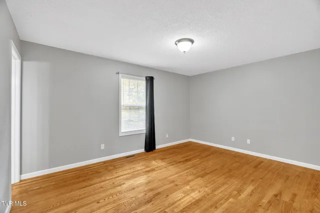 $2,500 | 1125 Faye Street, Unit 11, Kingsport, TN 37660