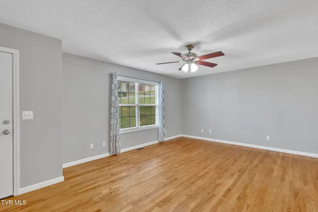 $2,500 | 1125 Faye Street, Unit 11, Kingsport, TN 37660