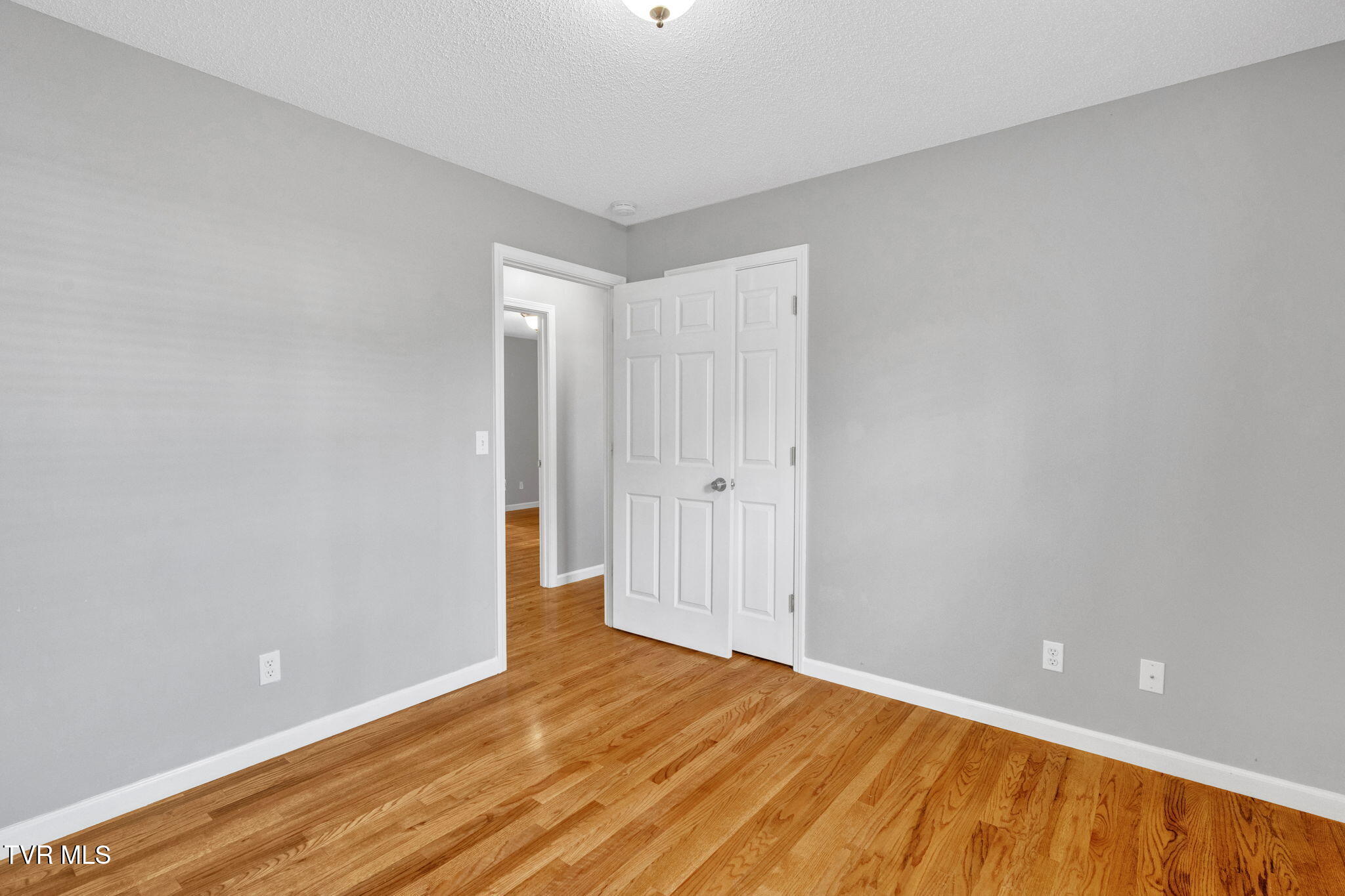 1125 Faye Street, Unit 11 Kingsport, TN 37660 - Photo 32 of 36 31-web-or-mls-DSC09804