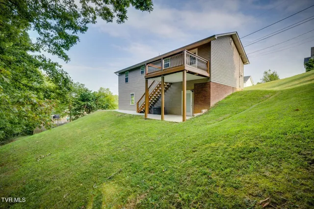 $2,500 | 1125 Faye Street, Unit 11, Kingsport, TN 37660