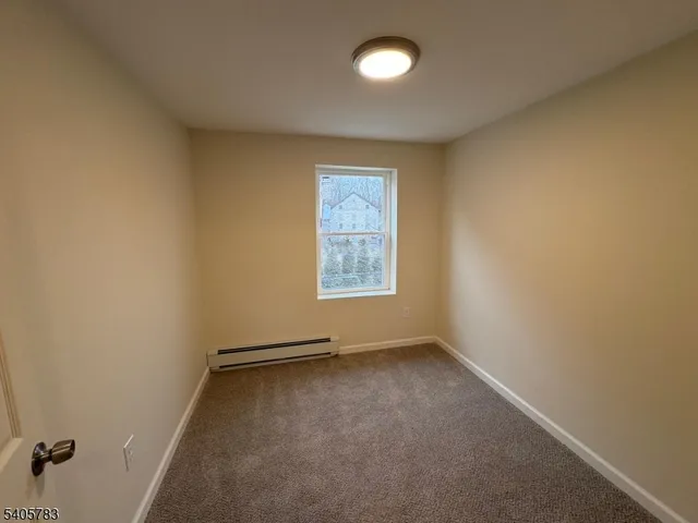 $3,200 | 786 South Main Street, Unit 2, Phillipsburg, NJ 08865