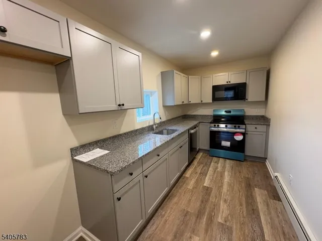 $3,200 | 786 South Main Street, Unit 2, Phillipsburg, NJ 08865