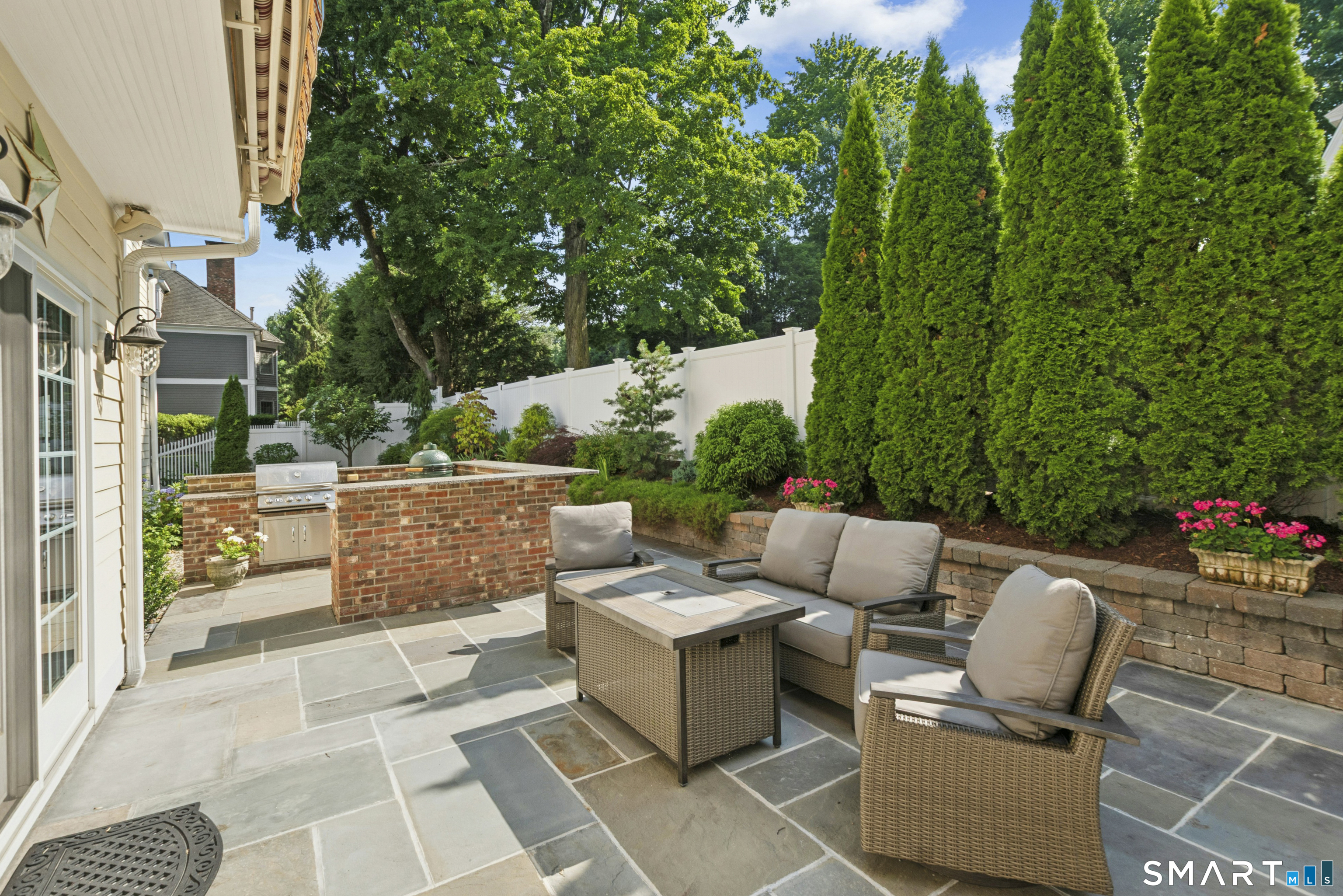 43 Catoonah Street Ridgefield, CT 06877 - Photo 28 of 40