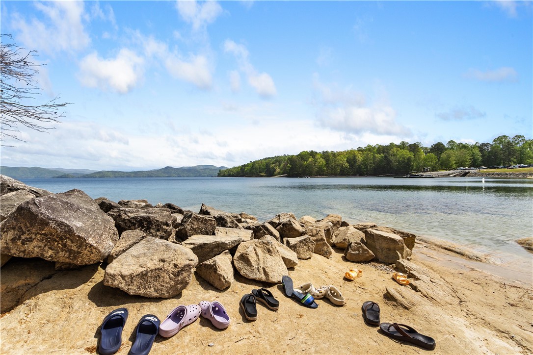 112 Jocassee Falls Road Salem, SC 29676 - Photo 36 of 37