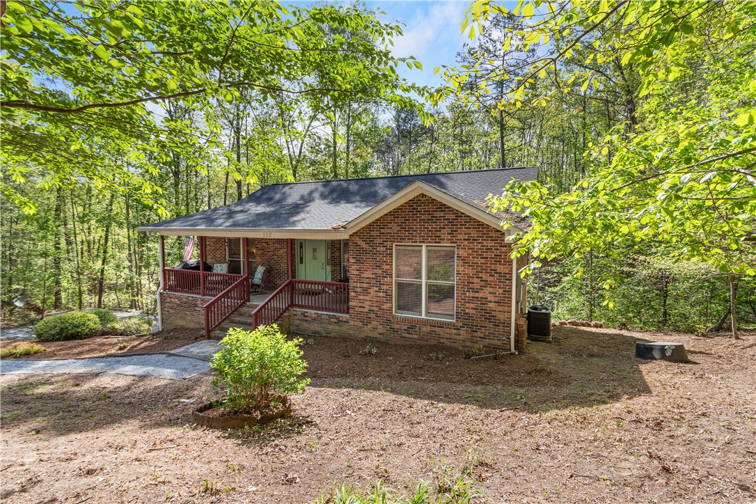 112 Jocassee Falls Road Salem, SC 29676 - Photo 5 of 37