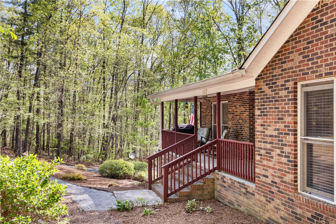 112 Jocassee Falls Road Salem, SC 29676 - Photo 6 of 37