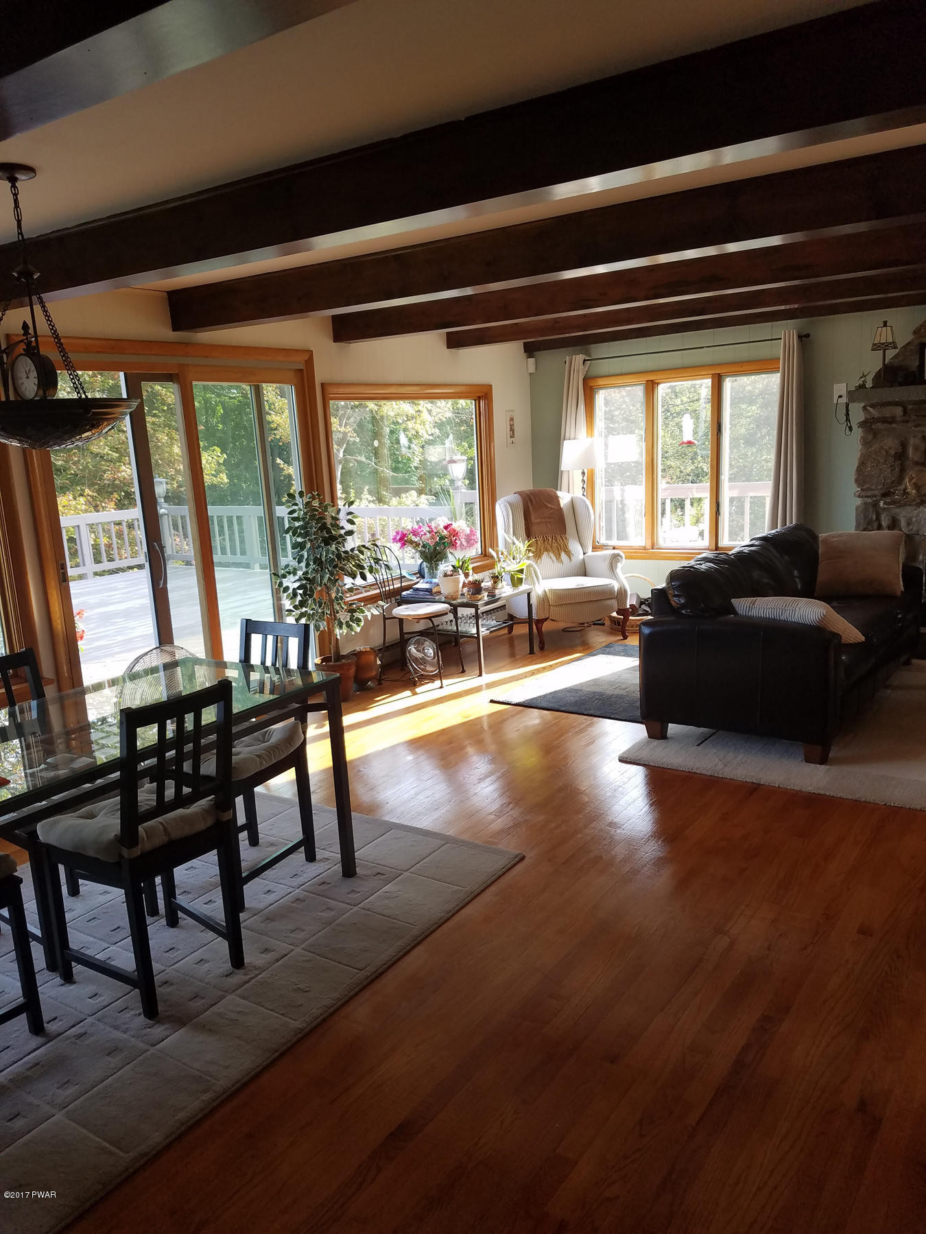 109 Roemerville Road Greentown, PA 18426 - Photo 5 of 29 Great Room