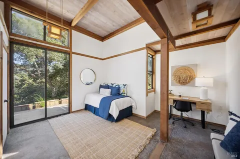 $1,725,000 | 95 Via De La Vista, Inverness, CA 94937