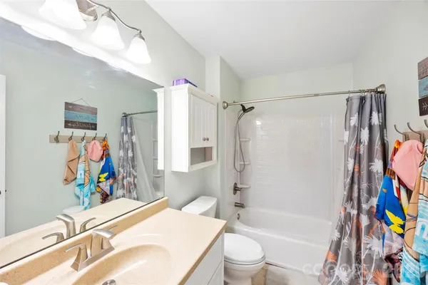 $389,000 | 114 Cross Creek Drive, Cherryville, NC 28021