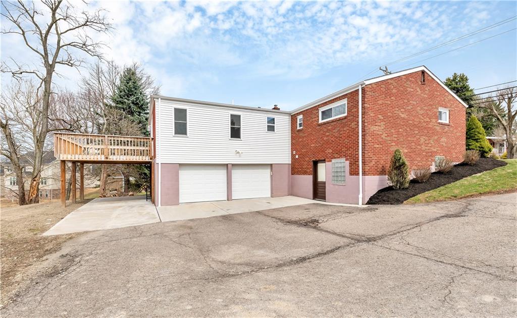 1041 Silver Lane McKees Rocks, PA 15136 - Photo 22 of 24