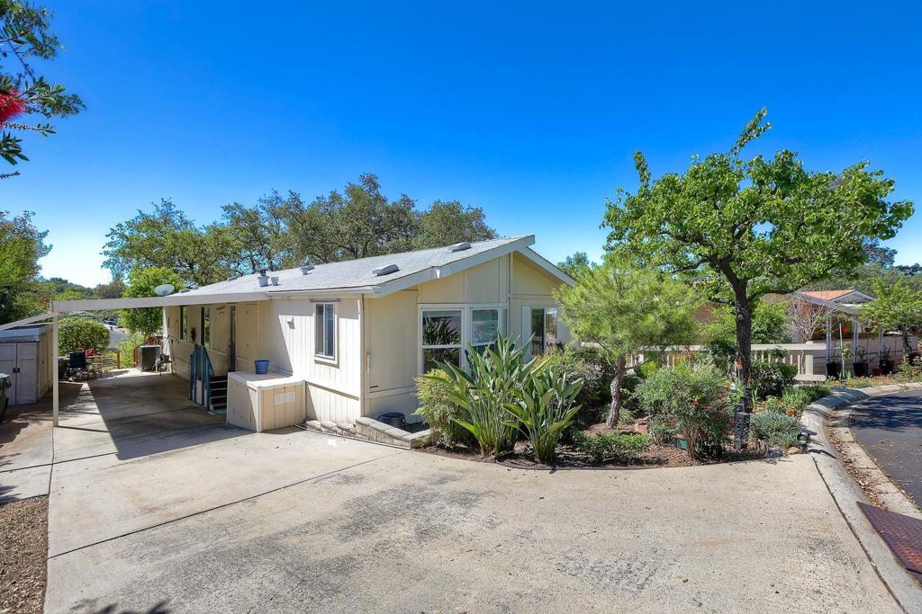 18218 Paradise Mountain Road Valley Center, CA 92082 - Photo 2 of 38