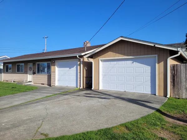 $390,000 | 3615 Glen Street, Eureka, CA 95503