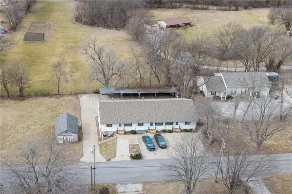 $535,000 | 604 North 13th Terrace, Savannah, MO 64485