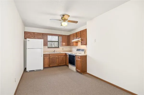 $535,000 | 604 North 13th Terrace, Savannah, MO 64485