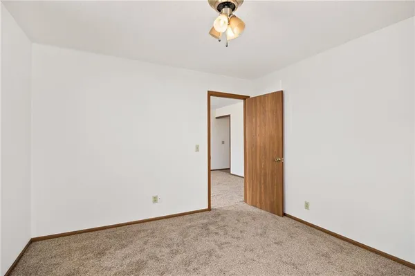 $535,000 | 604 North 13th Terrace, Savannah, MO 64485