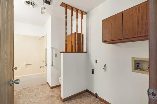 $535,000 | 604 North 13th Terrace, Savannah, MO 64485