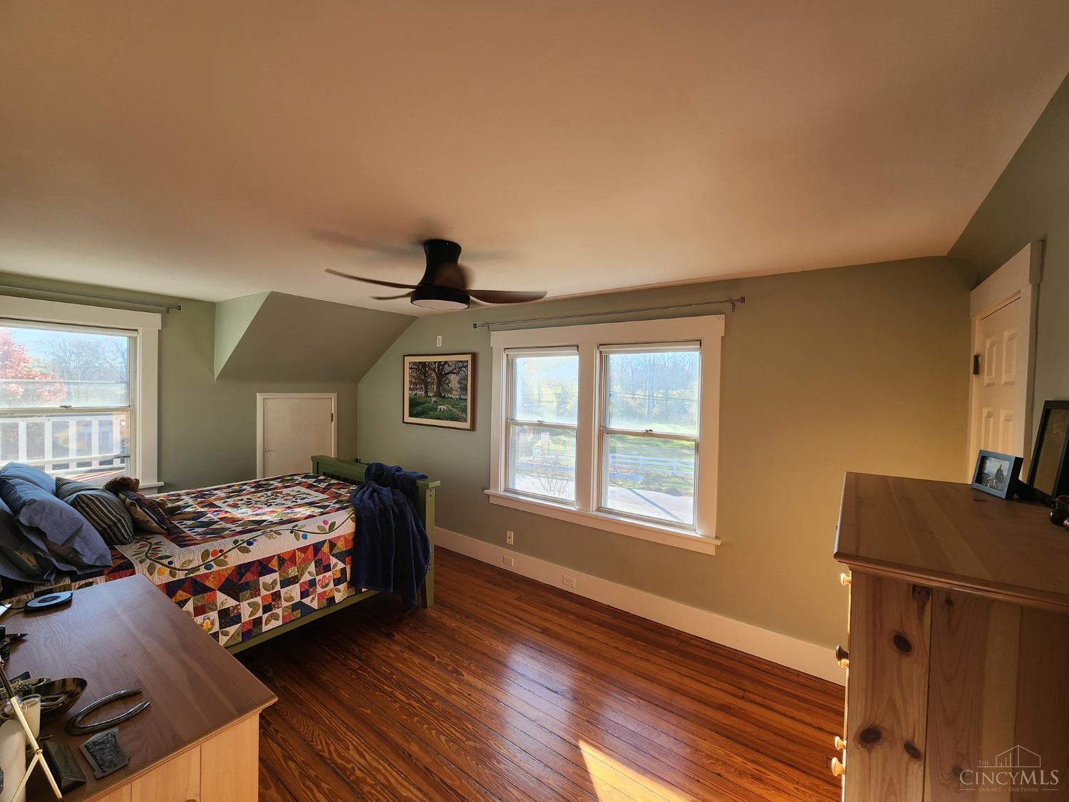 10895 Chester Road Glendale, OH 45246 - Photo 13 of 30 Gallery Image 13