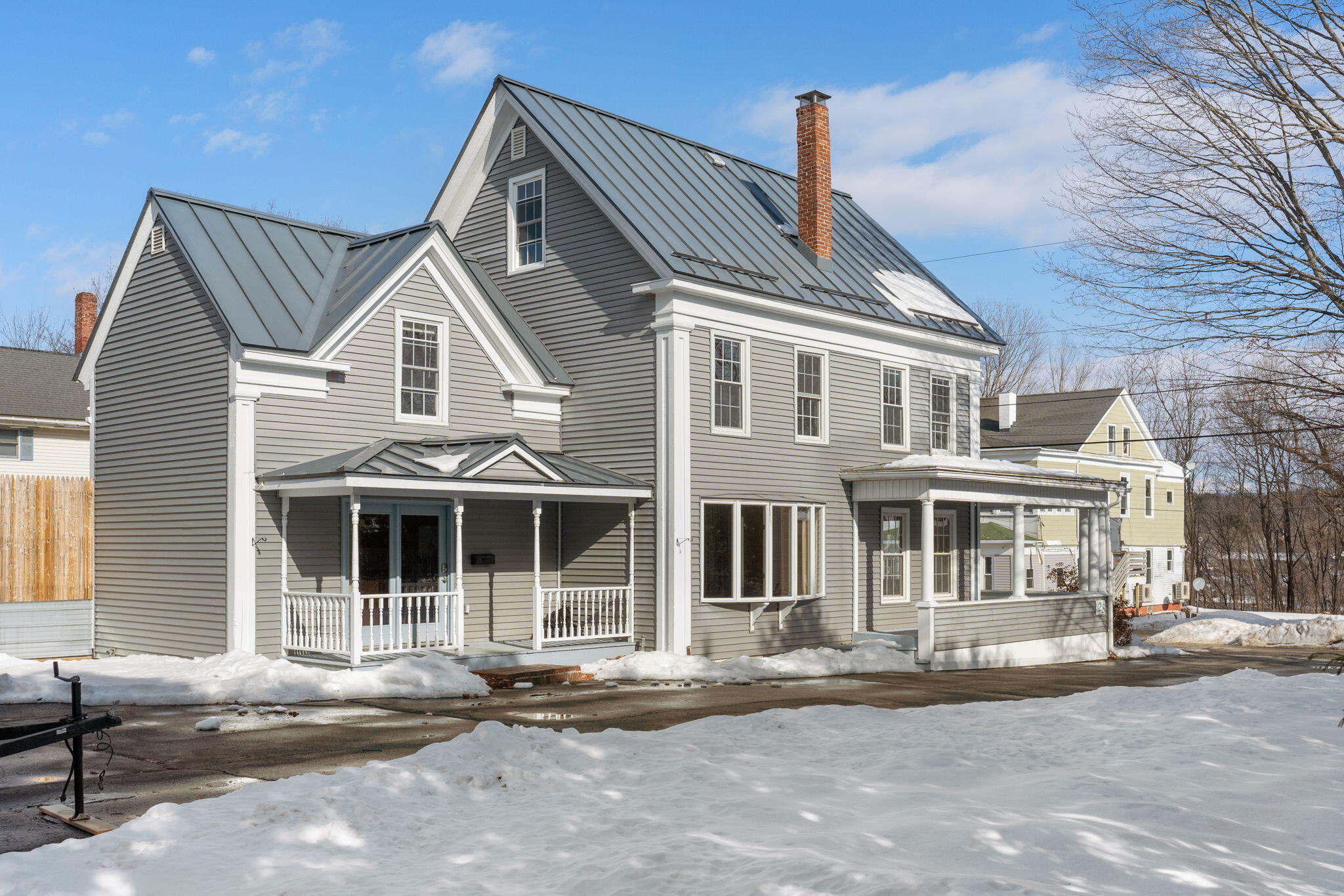 28 Crosby Street Augusta, ME 04330 - Photo 1 of 30 2