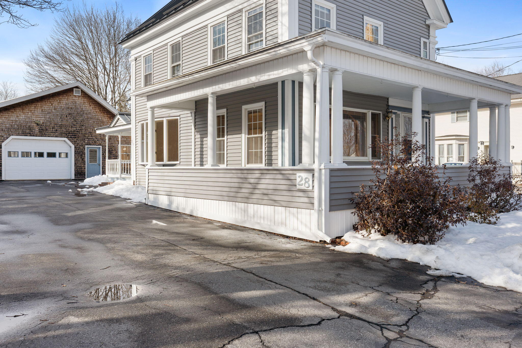 28 Crosby Street Augusta, ME 04330 - Photo 2 of 30 1