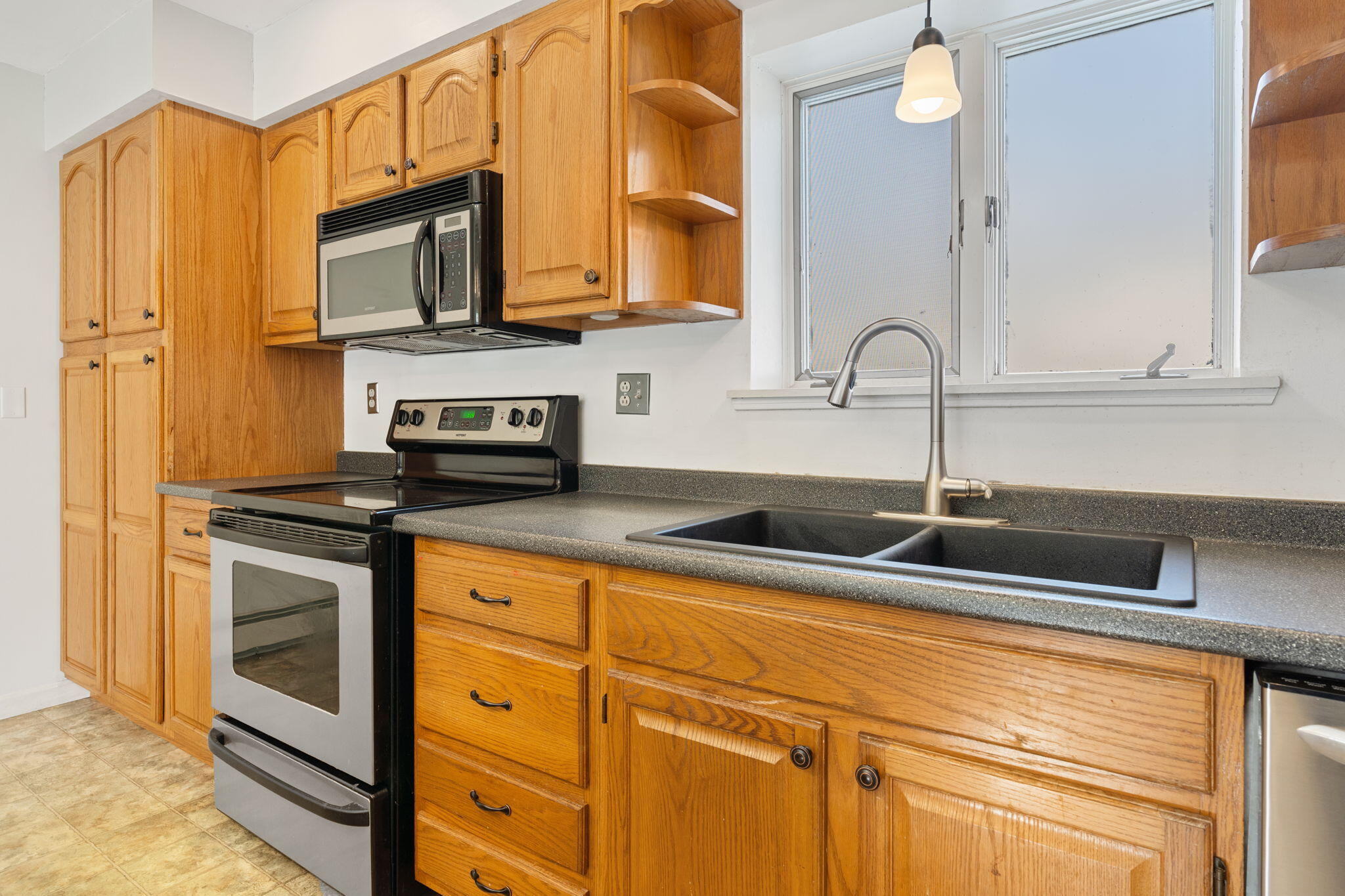 28 Crosby Street Augusta, ME 04330 - Photo 9 of 30 9