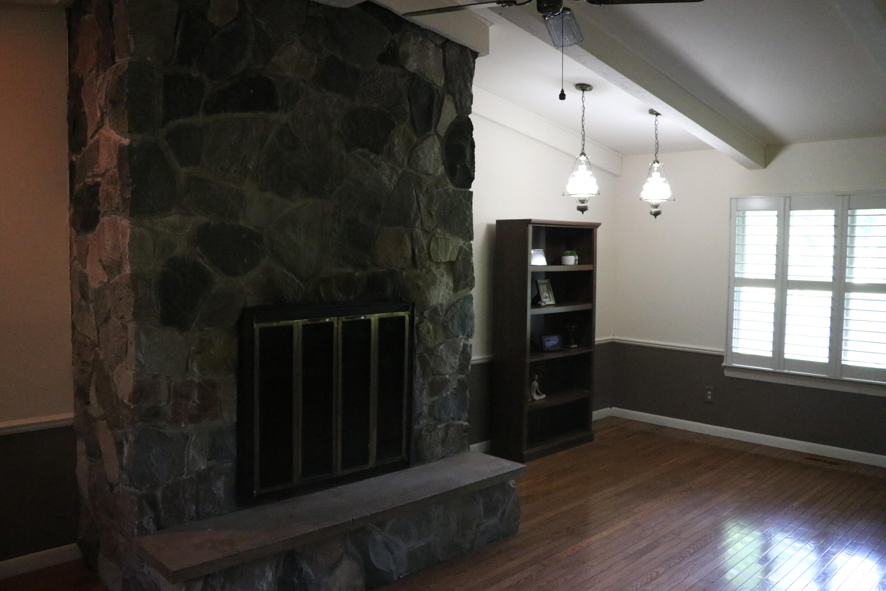 6310 Shappie Road Clarkston, MI 48348 - Photo 11 of 32 Fireplace