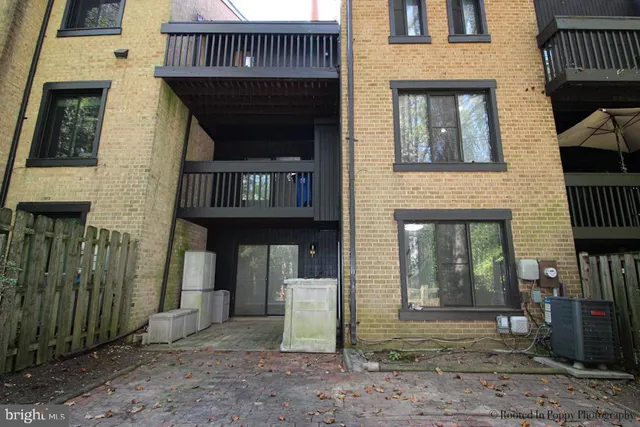 $2,599 | 20423 Meadow Pond Place, Montgomery Village, MD 20886