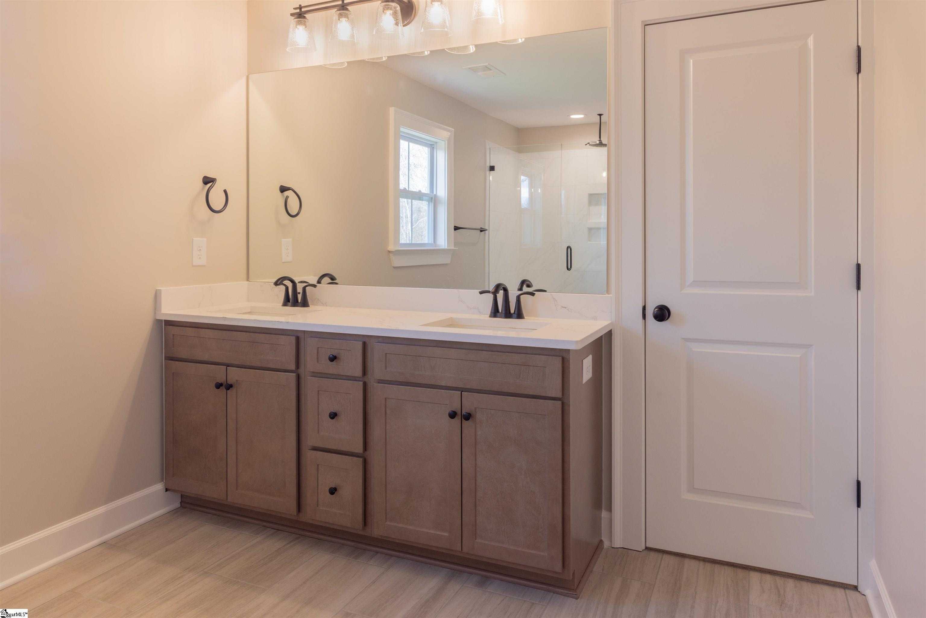 445 Plevin Way Pelzer, SC 29669 - Photo 15 of 30