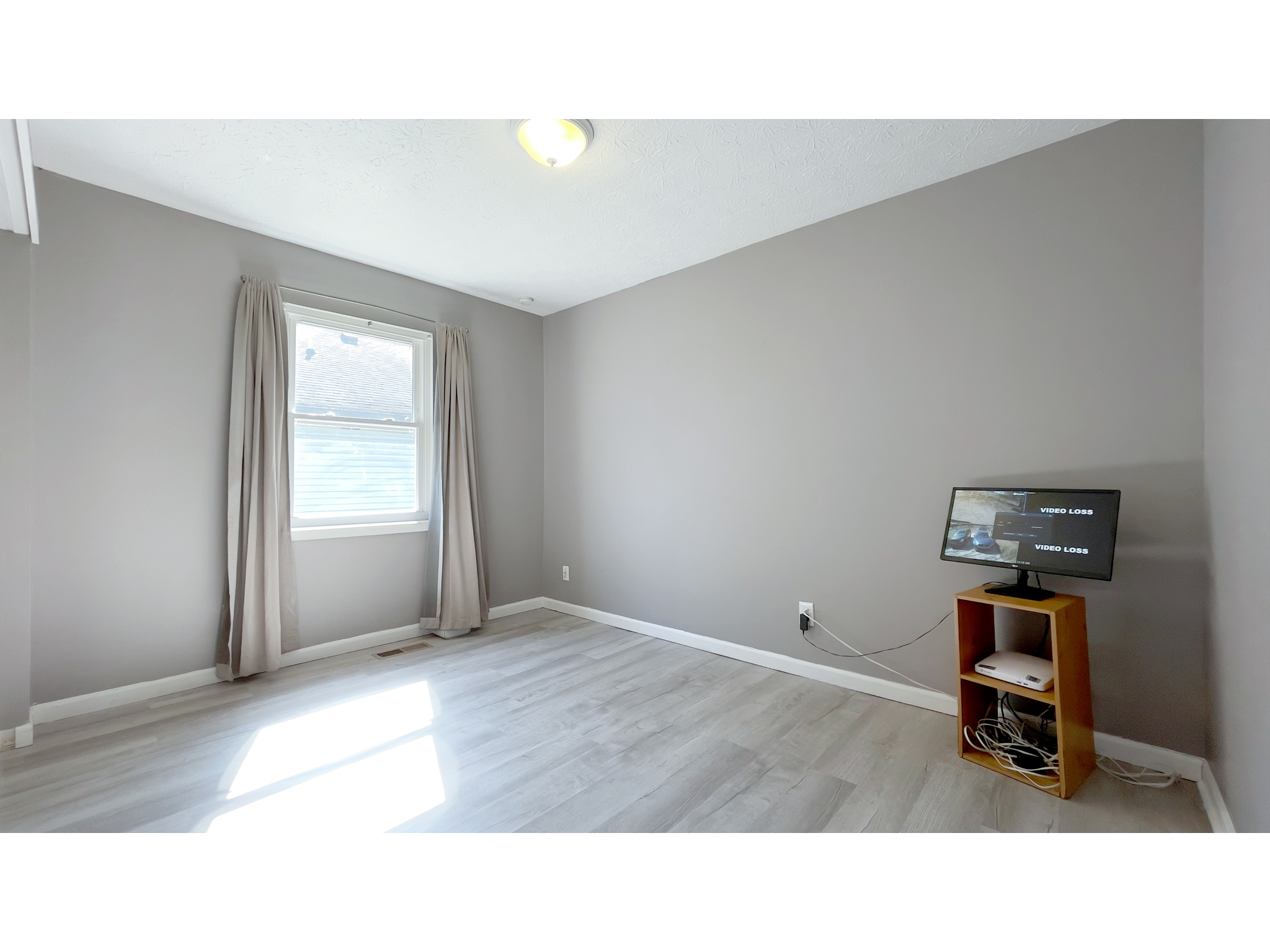 9161 Warwick Road Indianapolis, IN 46240 - Photo 17 of 27