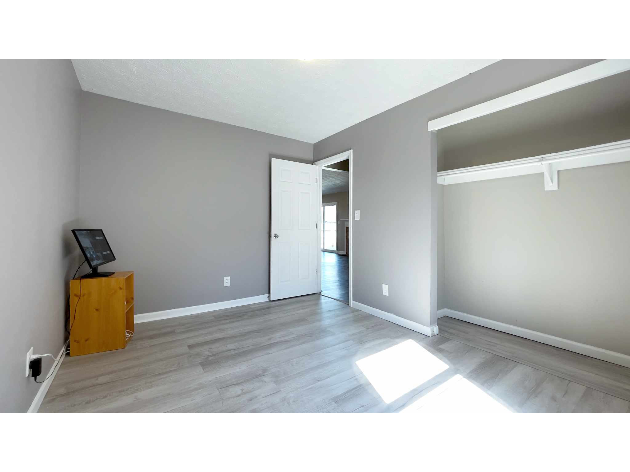 9161 Warwick Road Indianapolis, IN 46240 - Photo 18 of 27