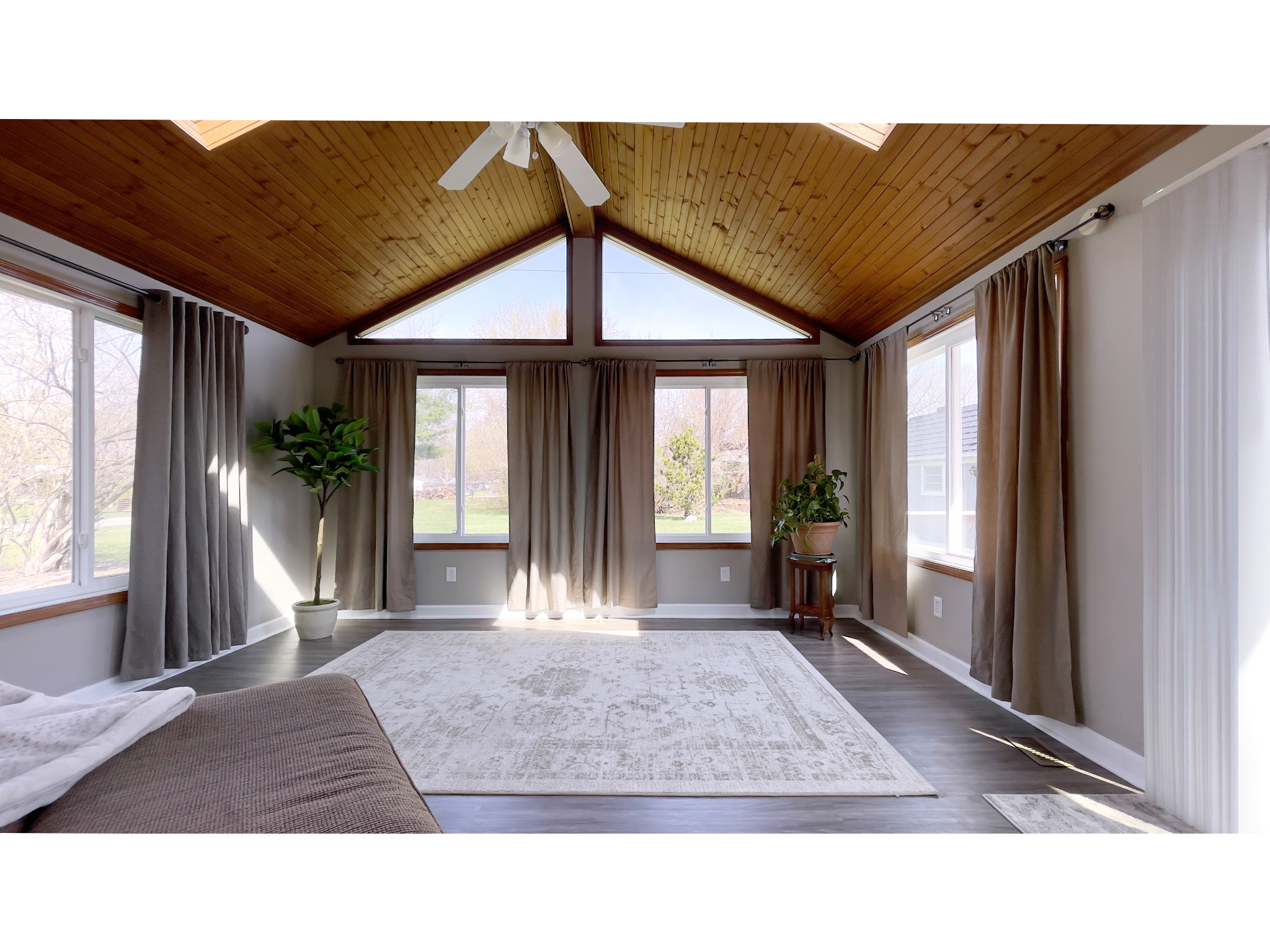 9161 Warwick Road Indianapolis, IN 46240 - Photo 9 of 27