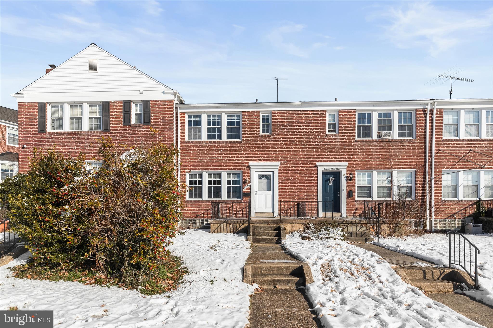 Welcome to 1945 Edgewood Road