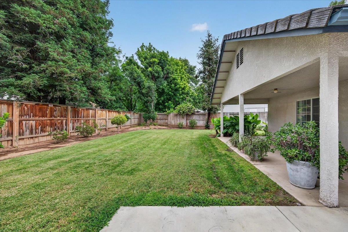 2375 Fallbrook Avenue Clovis, CA 93611 - Photo 27 of 34