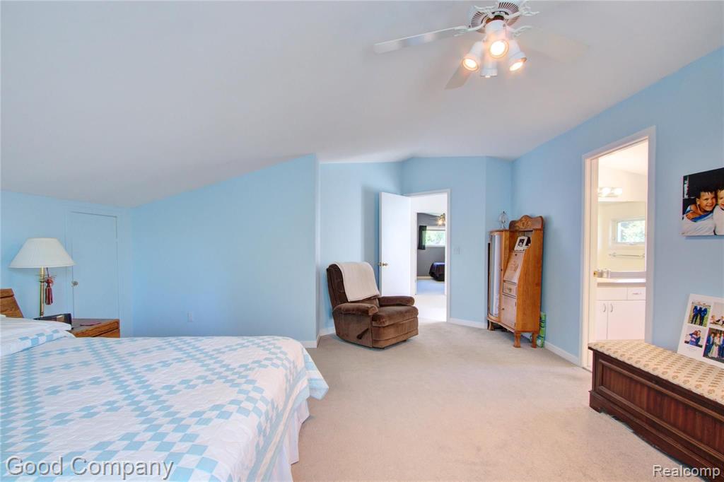 21642 Ruth Street Farmington Hills, MI 48336 - Photo 34 of 51