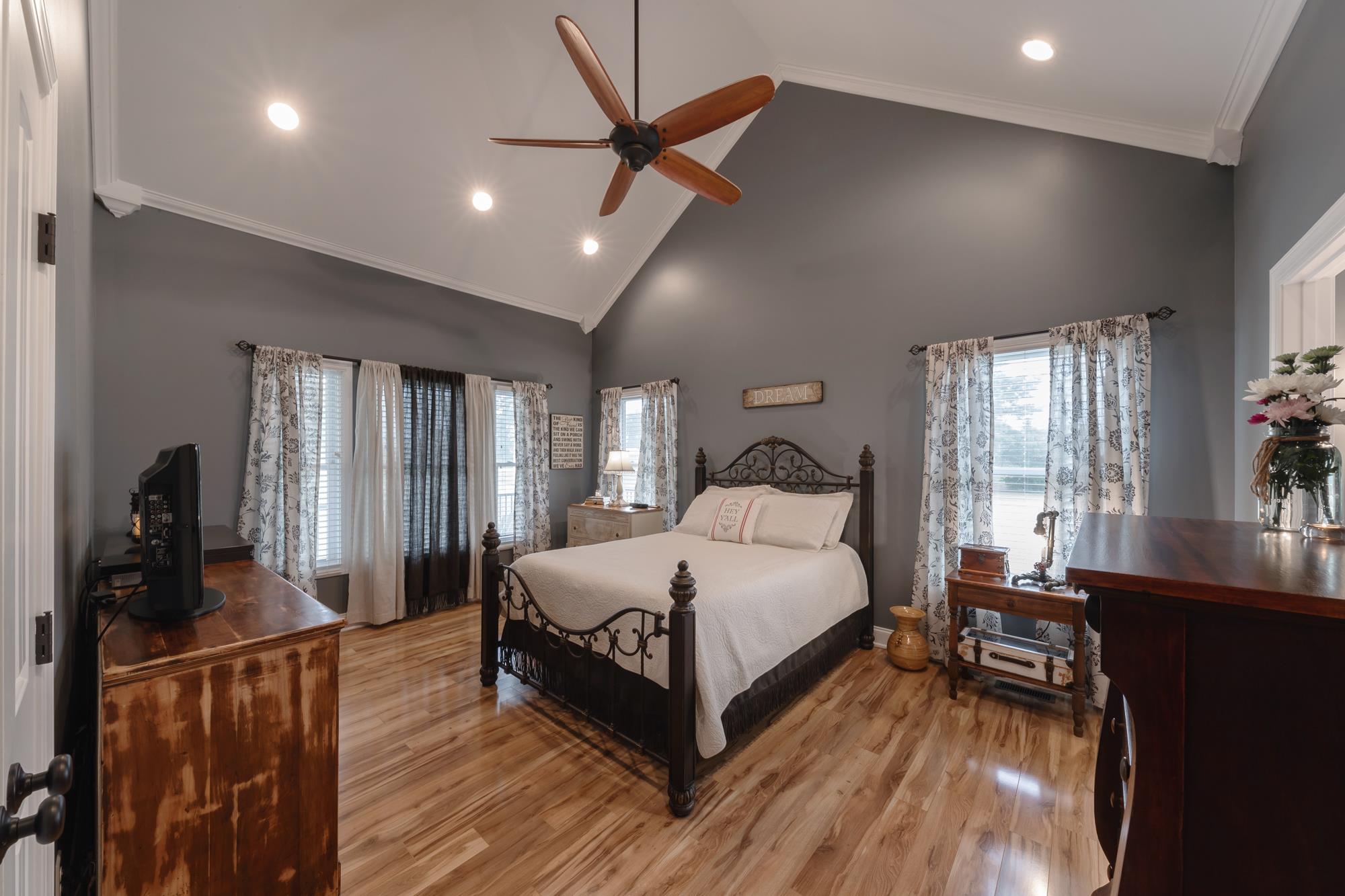 1210 Simpson Road Sparta, TN 38583 - Photo 10 of 30 Gallery Image 10