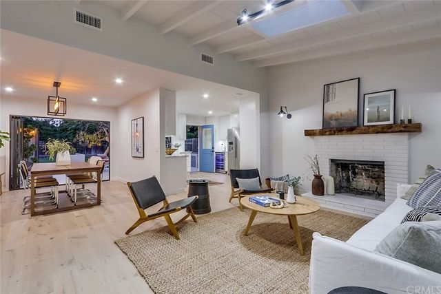 $1,625,000 | 278 Virginia Place, Costa Mesa, CA 92627