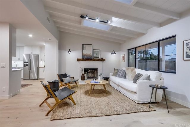 $1,625,000 | 278 Virginia Place, Costa Mesa, CA 92627