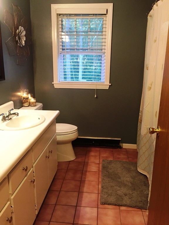 21 Giffords Corner Road Marion, MA 02738 - Photo 8 of 20