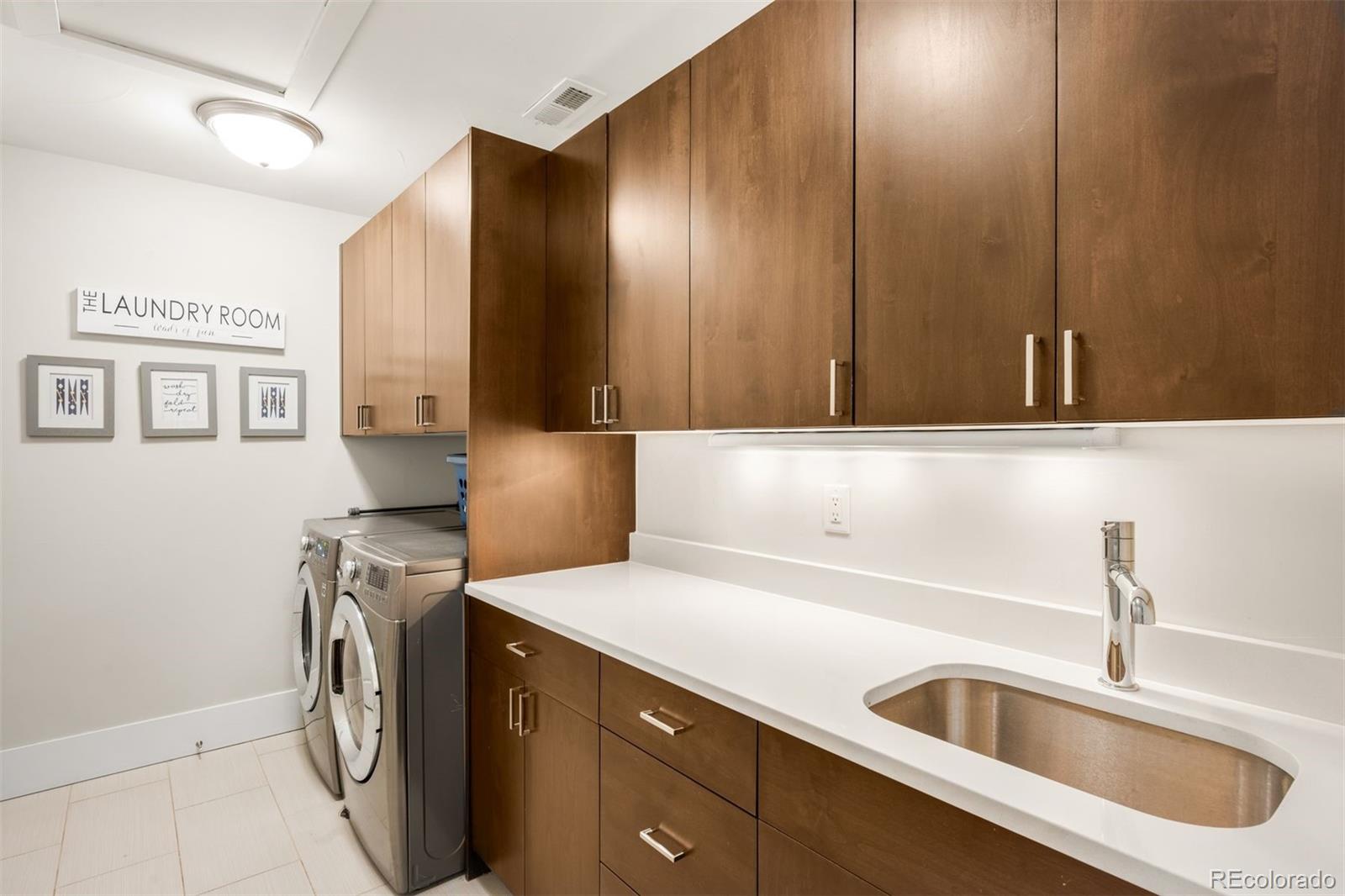 2457 South Cook Street Denver, CO 80210 - Photo 19 of 40