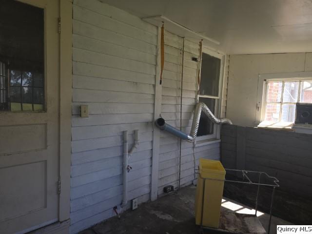 65 East 3rd Street Dallas City, IL 62330 - Photo 12 of 21