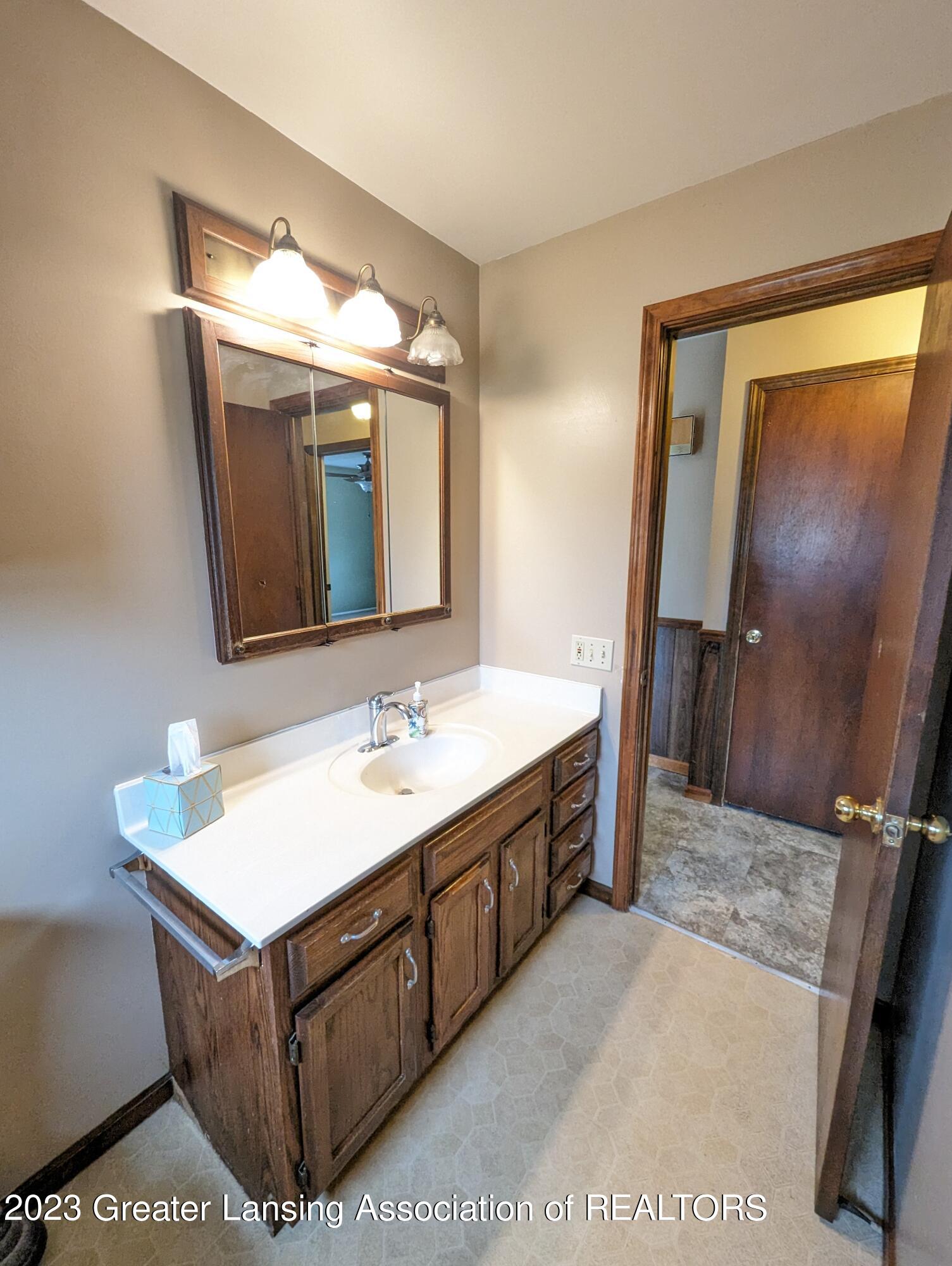 7747 Friend Road Portland, MI 48875 - Photo 23 of 57 PXL_20230629_215052282